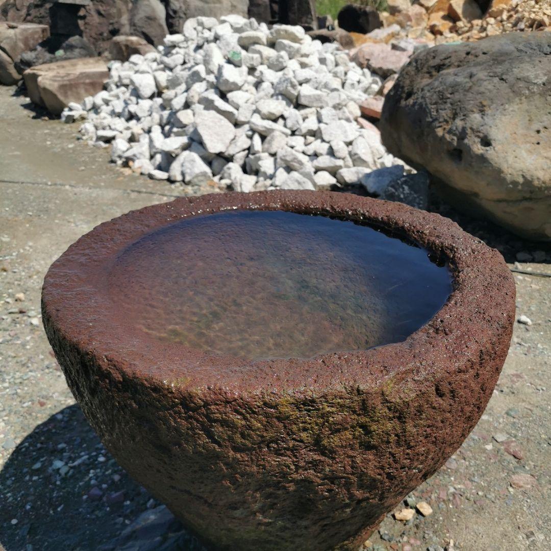 赤　溶岩石　蹲　156キロ　庭石　鑑賞石　石　庭　坪庭　ガーデニング　置物