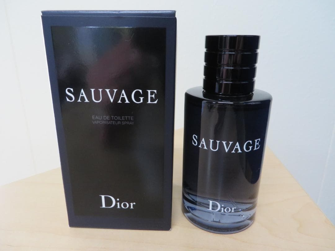 クリスチャンディオール　香水 メンズ ソヴァージュ オードゥ トワレ 100ml