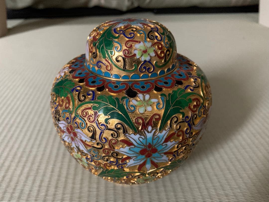 8、蓋つき飾りインテリア小物入れ(金属製)