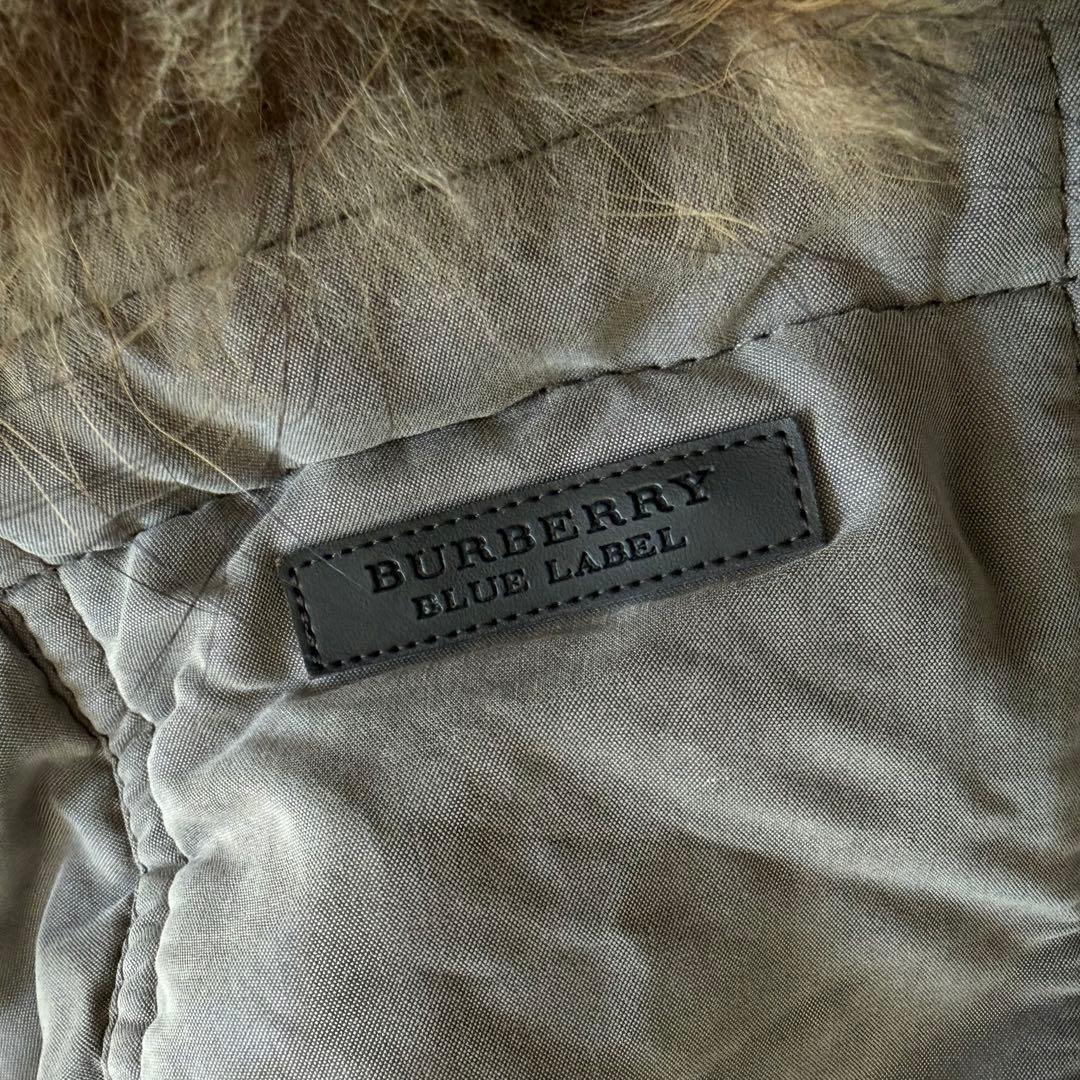 バーバリーブルーレーベル　フード付き中綿コート　ノバチェック　トグル　カーキ　L