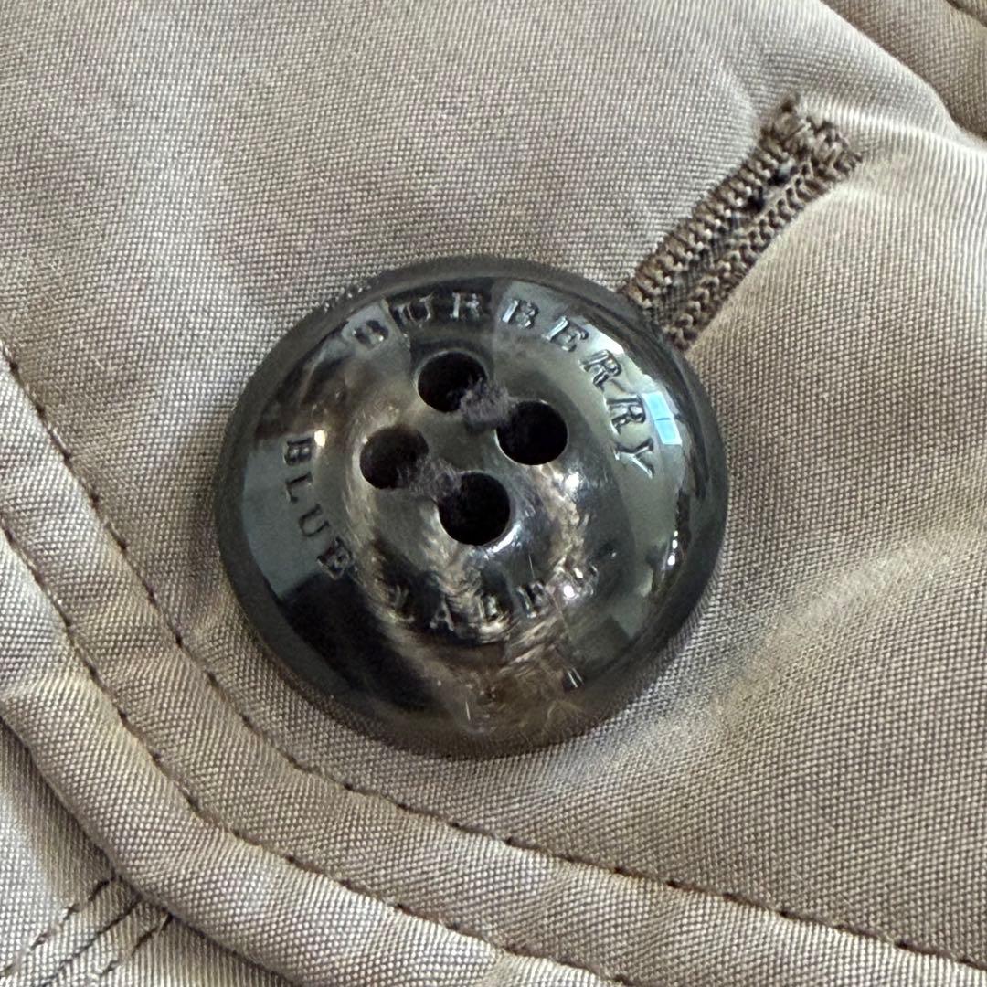 バーバリーブルーレーベル　フード付き中綿コート　ノバチェック　トグル　カーキ　L