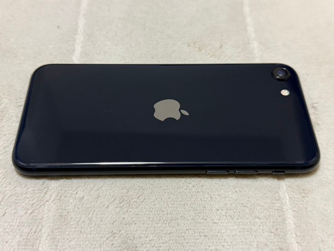 iPhone SE 3世代 64GB SIMフリー