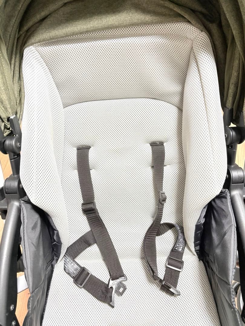【美品】ベビーカー 折りたたみ式　オリーブデニム　Ａ型　新生児　出産　育児