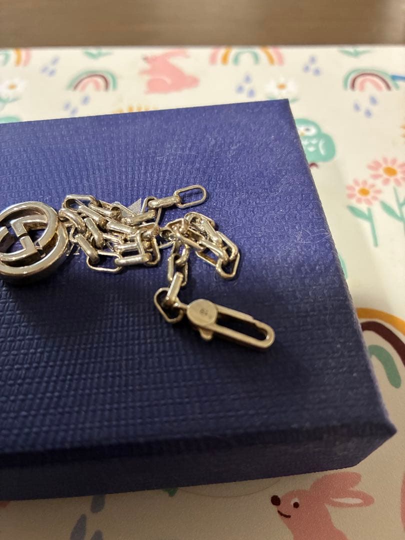 グッチシルバーブレスレット美品