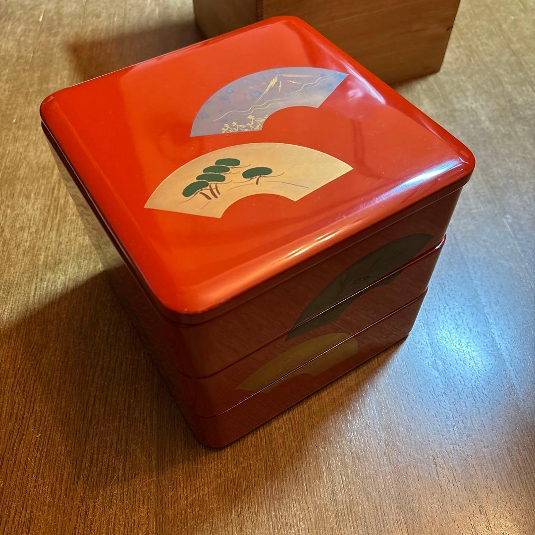 漆塗り　3段重箱　朱　木製