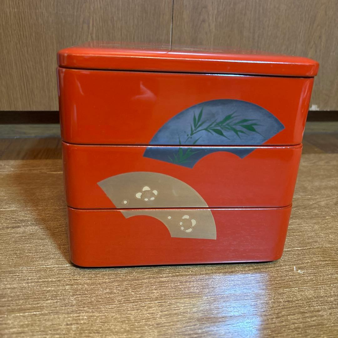 漆塗り　3段重箱　朱　木製