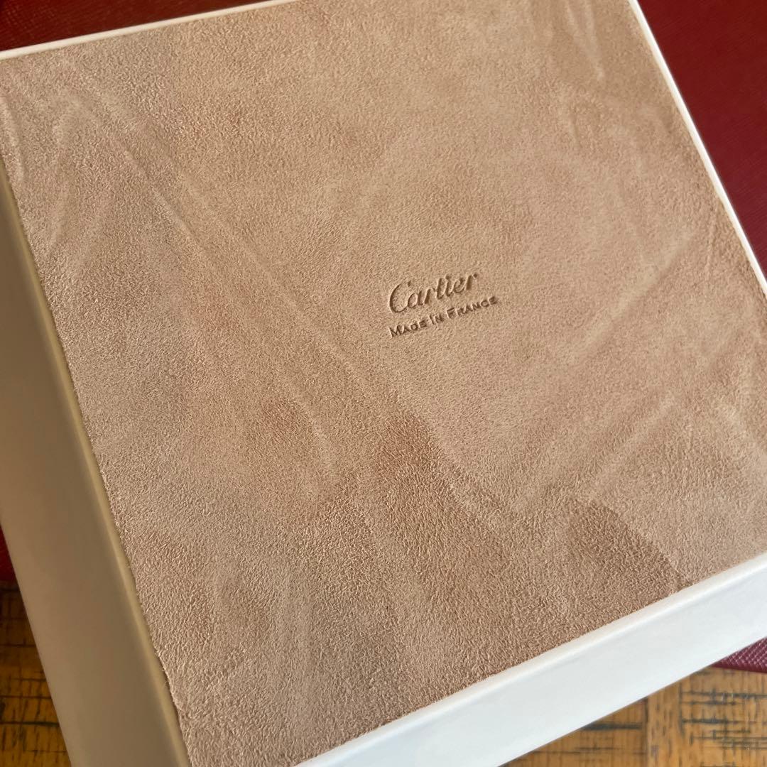 カルティエ　非売品　レア　ストライプ柄の陶磁器製プレート
