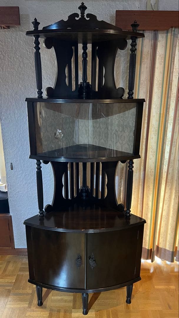 ※最終処分価格10/13まで　アンティーク調 コーナーキャビネット 飾り棚