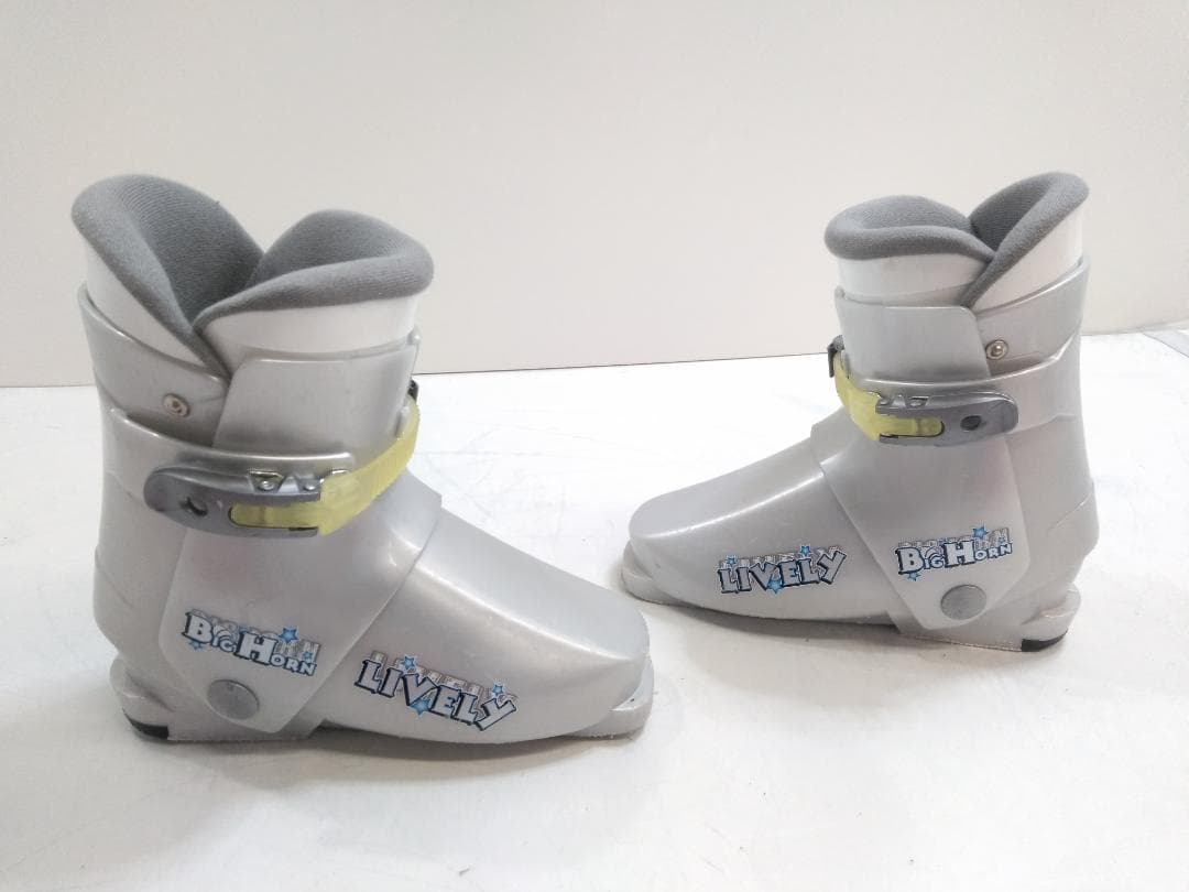 女の子 ジュニアスキー4点セット カザマ 126cm ブーツ 25cm ◇