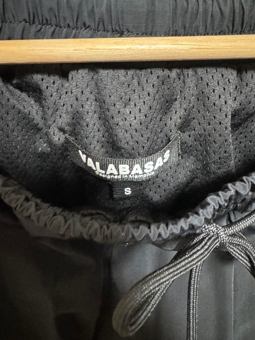 VALABASAS ナイロンセットアップ