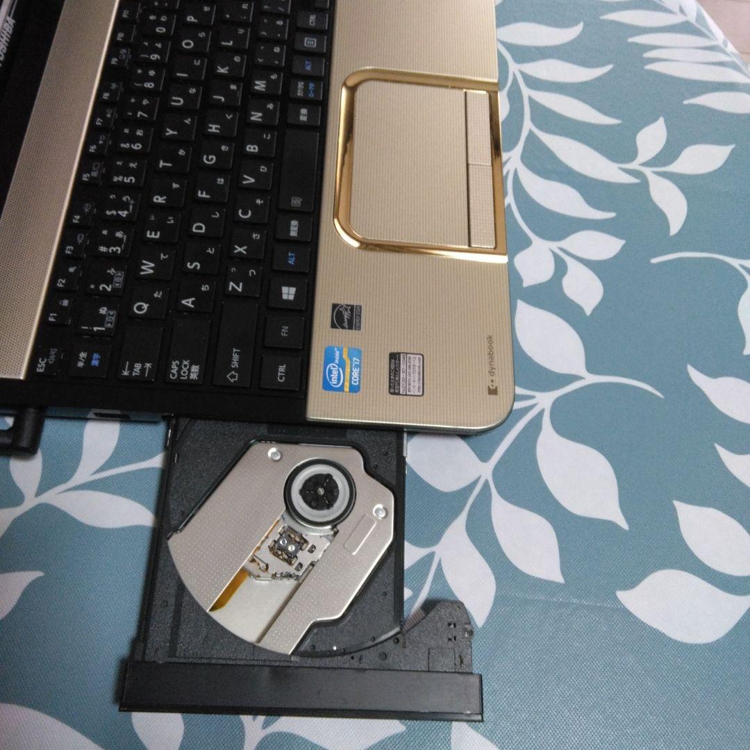 大画面DynaBookノートパソコン