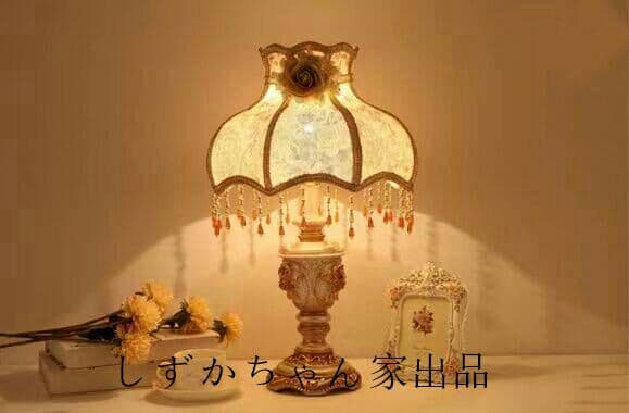 新しい創造的なレトロな宮殿の寝室のテーsk6