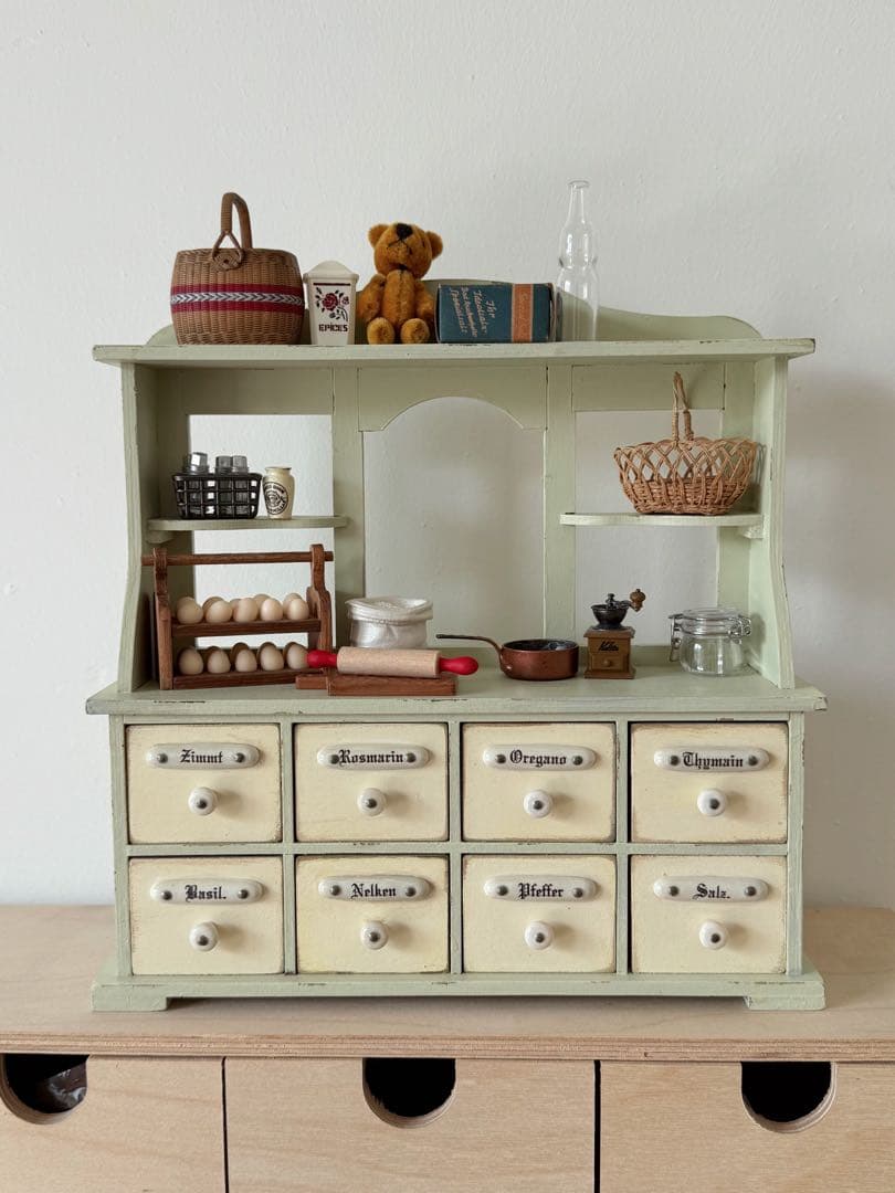 ミニチュア　レトロ家具　手作りキット　1／１２　ドールハウス