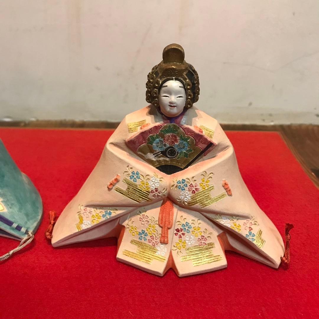 美品　陶器　雛人形　男雛　女雛　細工が細かく丁寧な作り　ひな祭り　台座付き