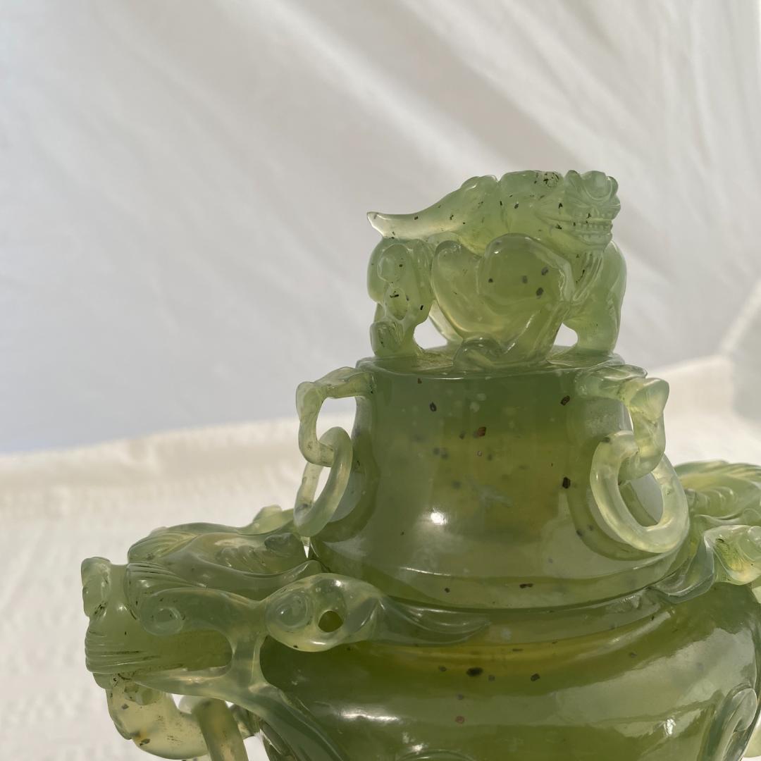 翡翠（ヒスイ）天然石　新山玉炉　龍の香炉　81年ポートピア天津物産展