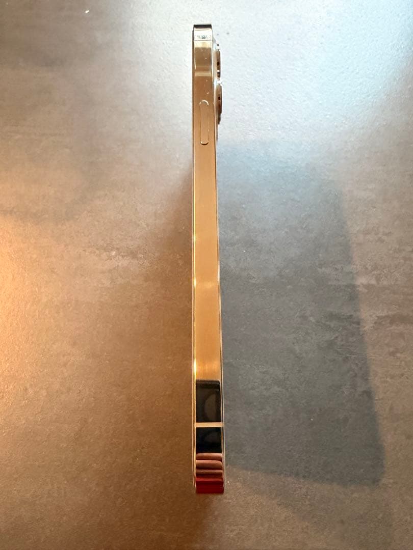 美品　Apple iPhone 12 PRO MAX 128GB SIMフリー