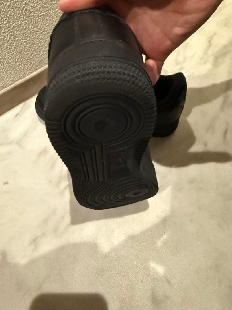 Supreme × Nike Air Force 1 Low \"Black\"