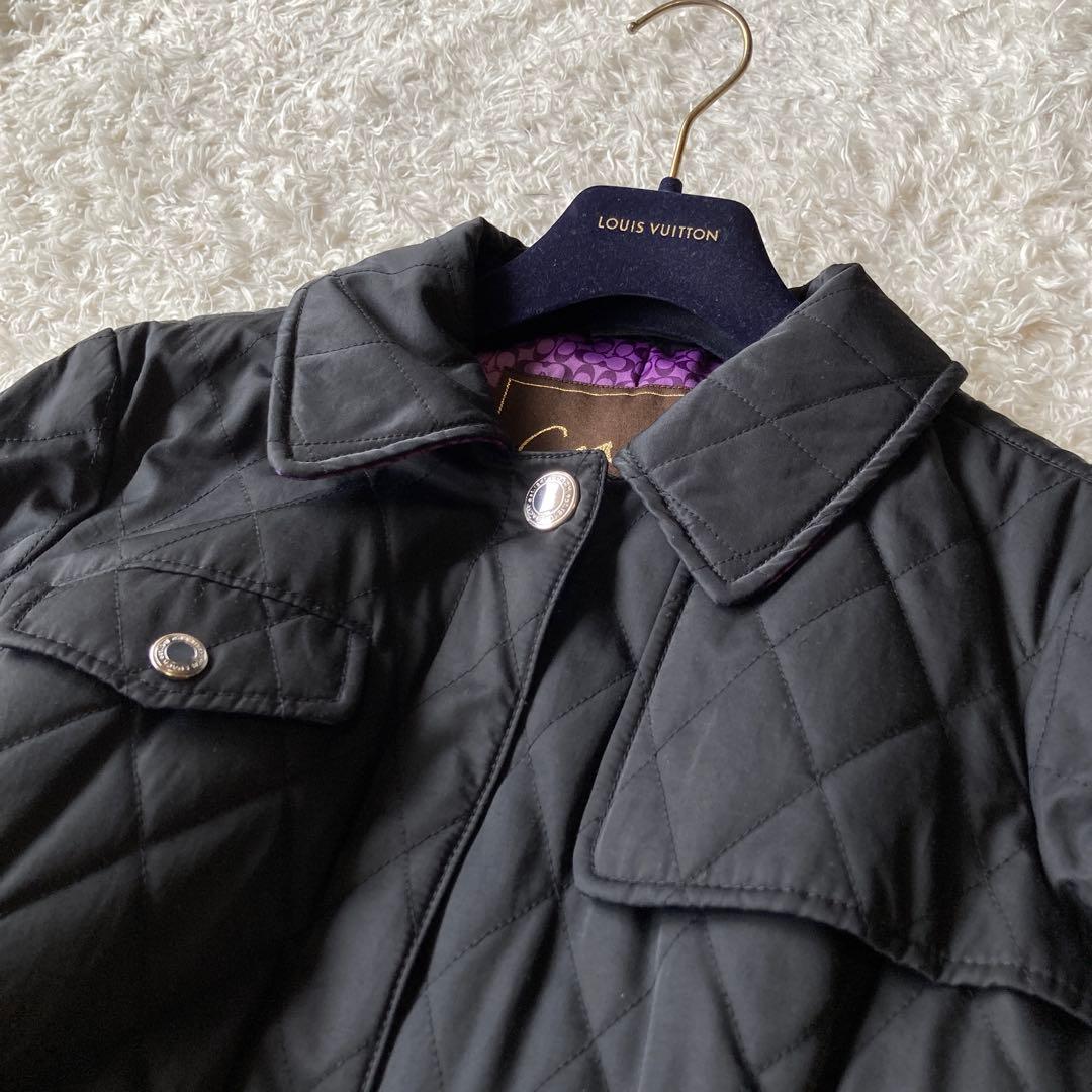 極美品　コーチ　キルティングコート　ベルト付き　裏地総柄　シグネチャー　黒S