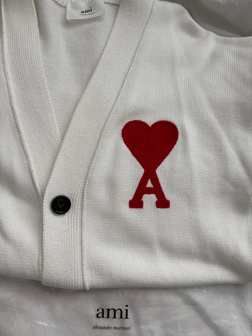 ami ホワイト カーディガン Lサイズ レッドハート刺繍