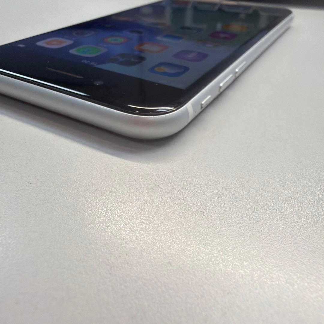 訳あり iPhone SE2ホワイト 256GB 100% docomo他不可
