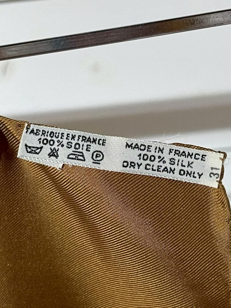 エルメス カレ90 LES CAVALIERS D'OR（黄金の騎士）