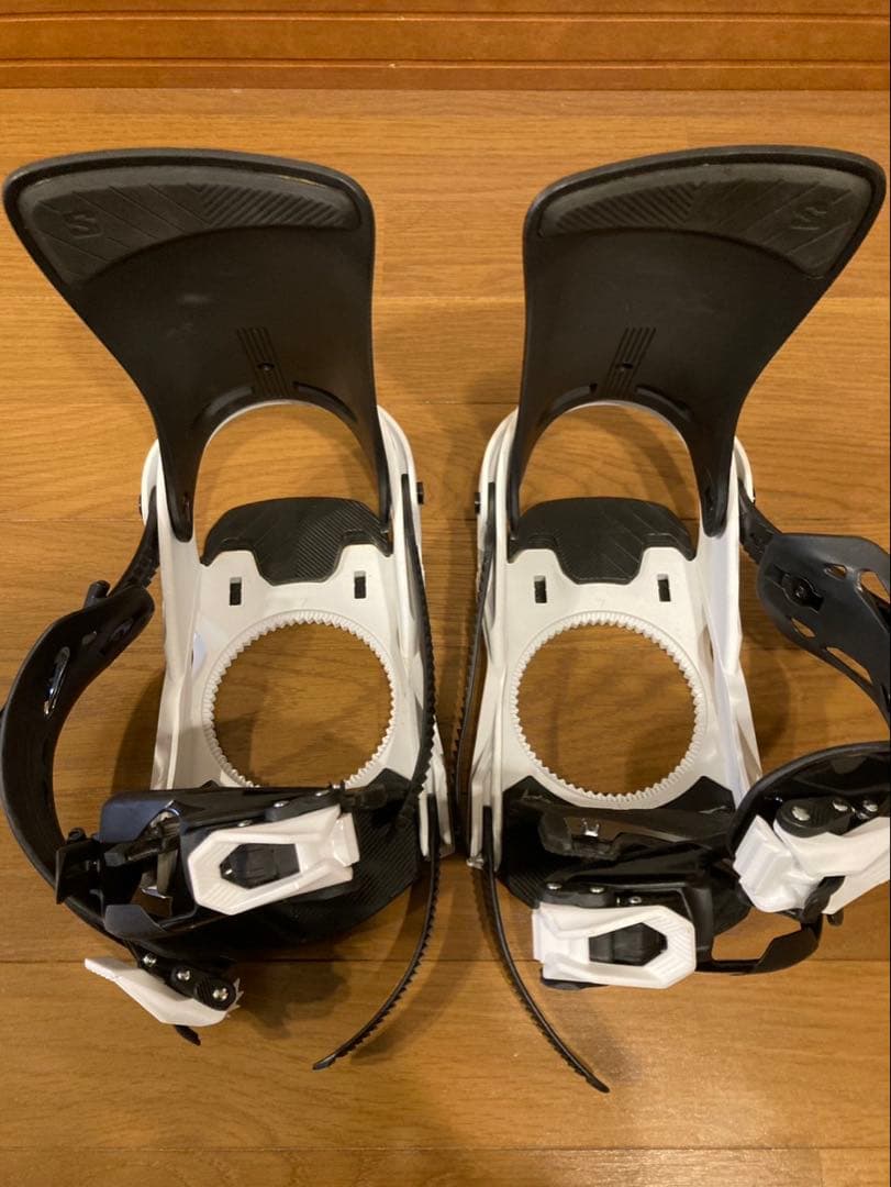 ❣️最終価格お値下げ❣️SALOMON スノーボードビンディング ^_^サイズ　S