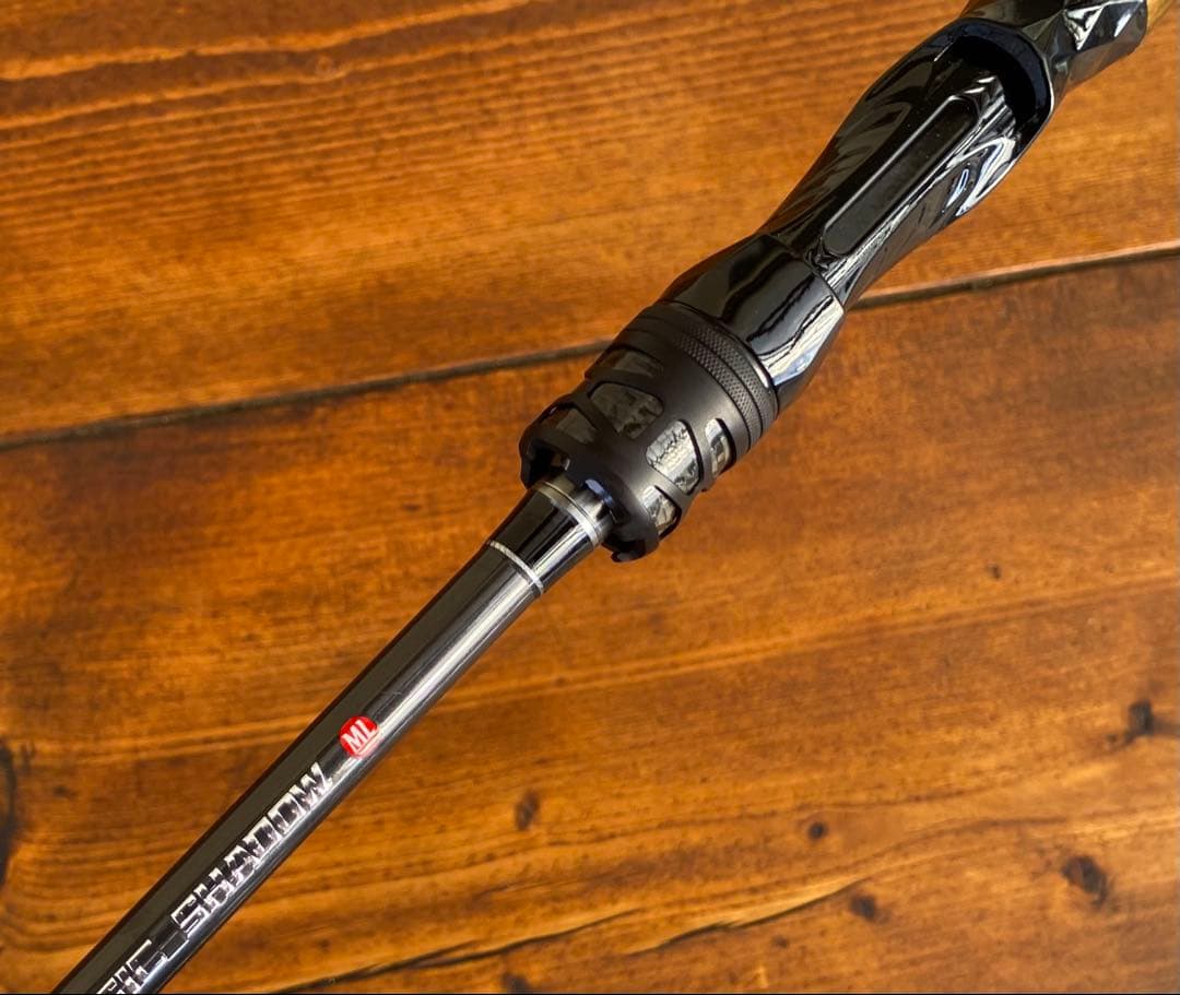 ベイトロッド　C702ML バスロッド　バス釣り　トラウト　ウッドグリップ