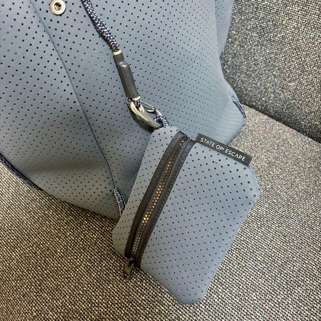 State of escape ステイトオブエスケープ　大容量バッグ　ネイビー