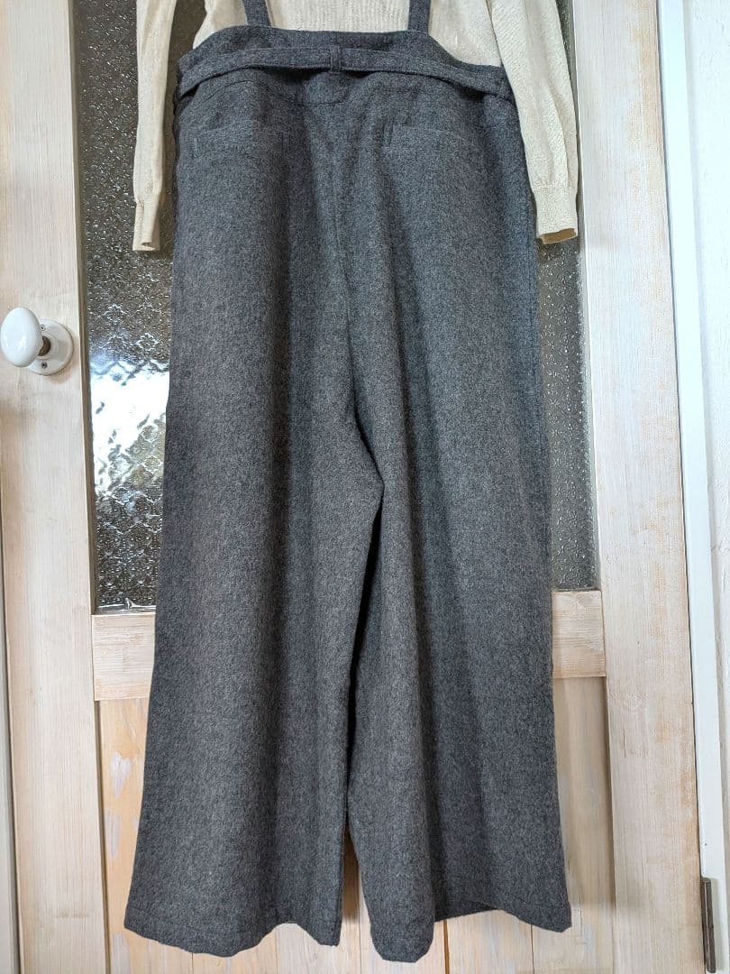 美品　かぐれ ＊ ウールサロペット パンツ グレー　フリーサイズ