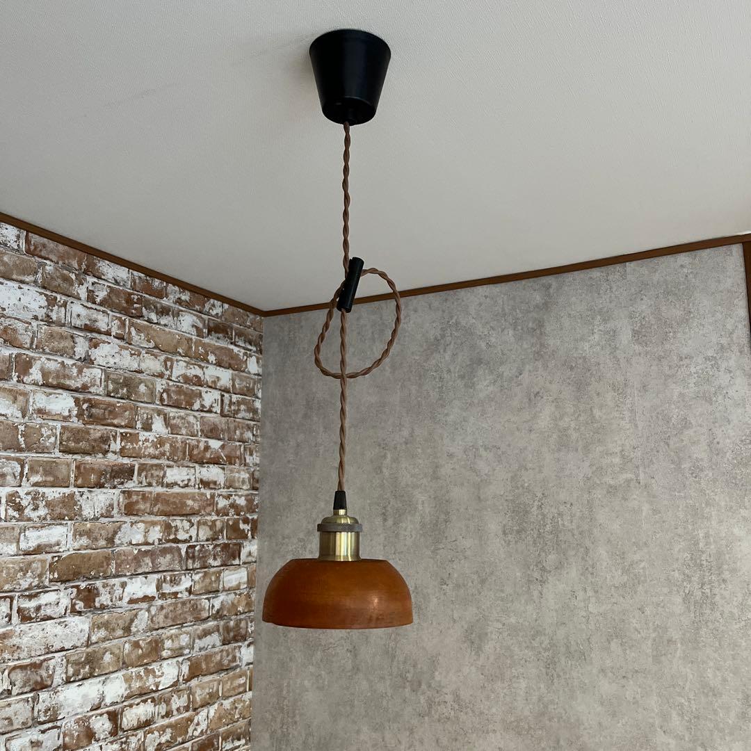 ハンドメイド 天然松ペンダントライトシェード／優しい木目／ナチュラル照明