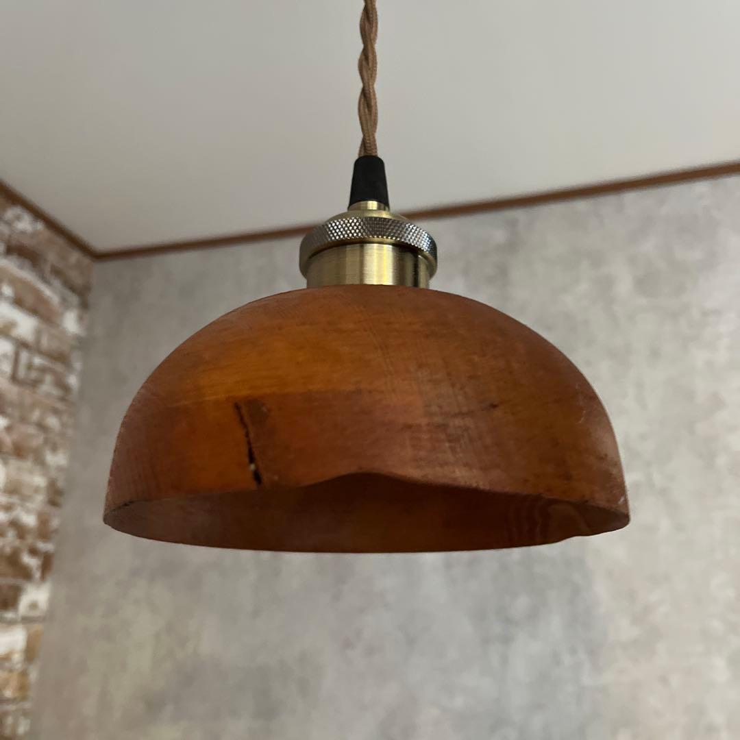 ハンドメイド 天然松ペンダントライトシェード／優しい木目／ナチュラル照明