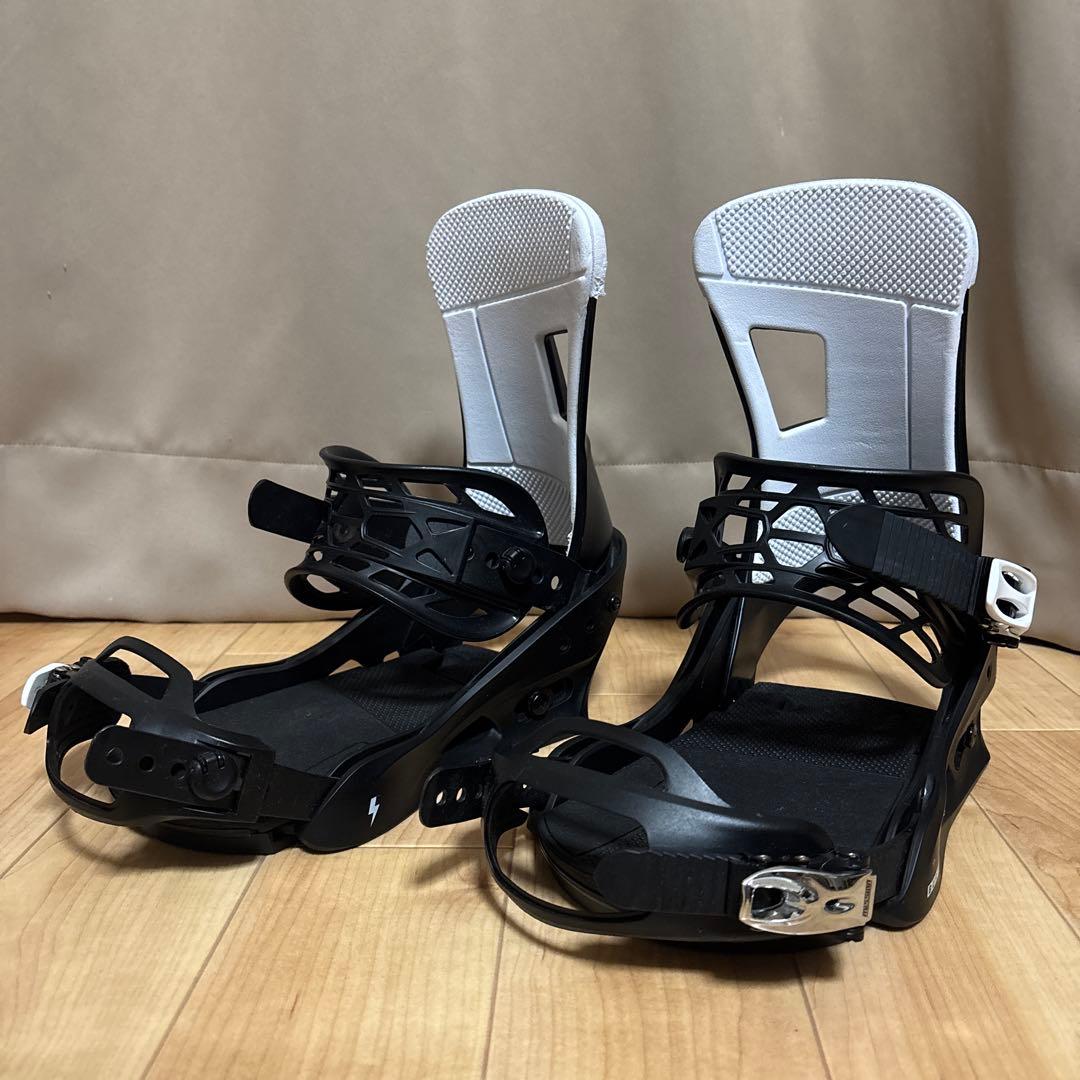 Burtonバートン フリースタイル Re:Flex バインディング