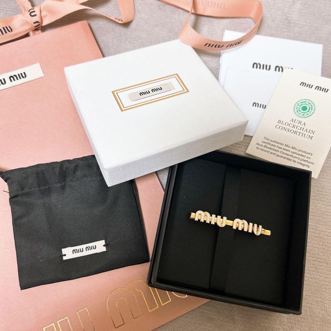 【正規品】MIU MIU ロゴ GP ヘアピン ゴールド×ホワイト