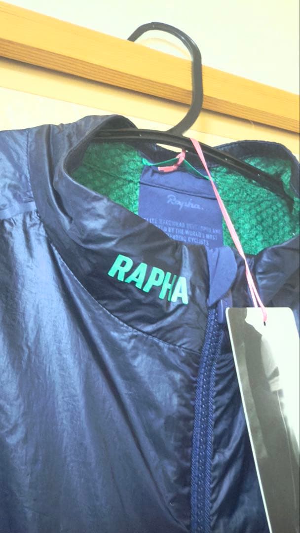 ラファ　プロチーム　インサレーテッド　ジレ