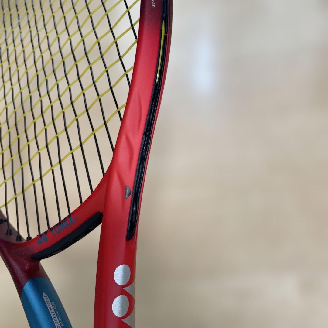 YONEX　VCORE 100