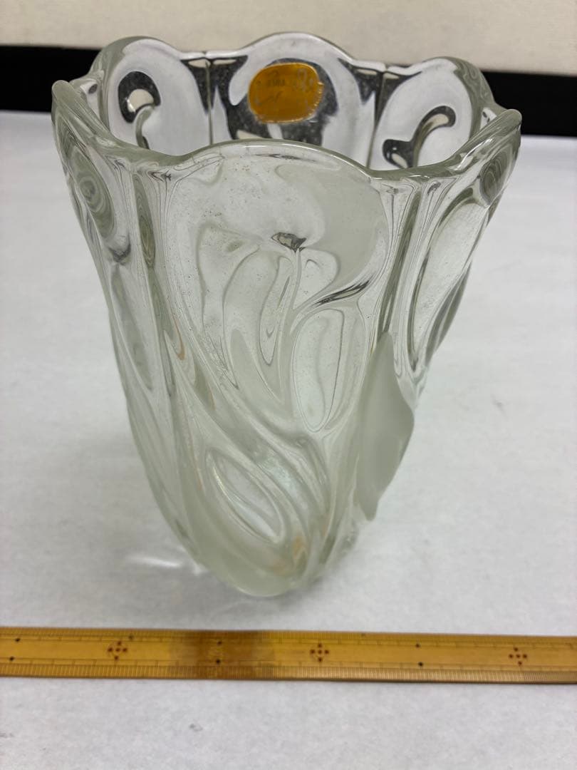 BOHEMIA GLASS 波状デザイン ガラス製花瓶　花器