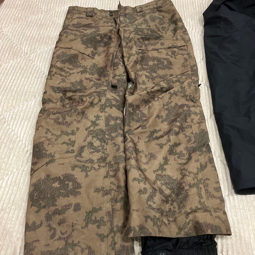 Burton ［ak］ スノーボードウェアM