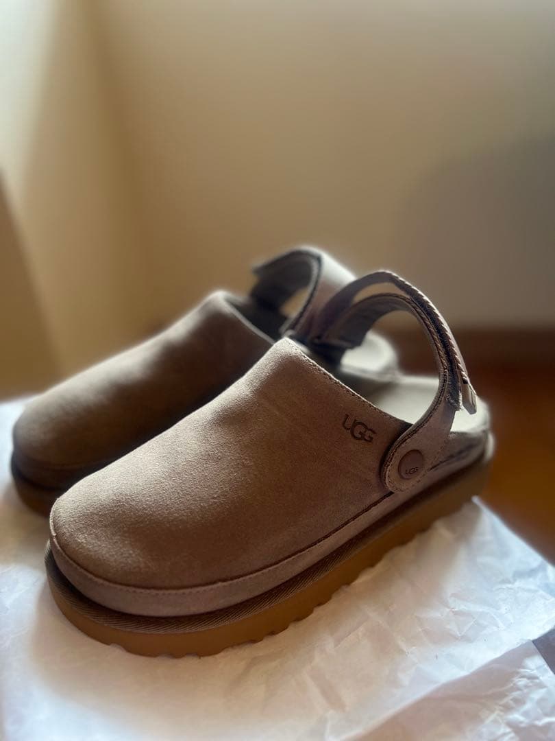 【新品•未使用品】UGG Goldenstar Clog 23cm
