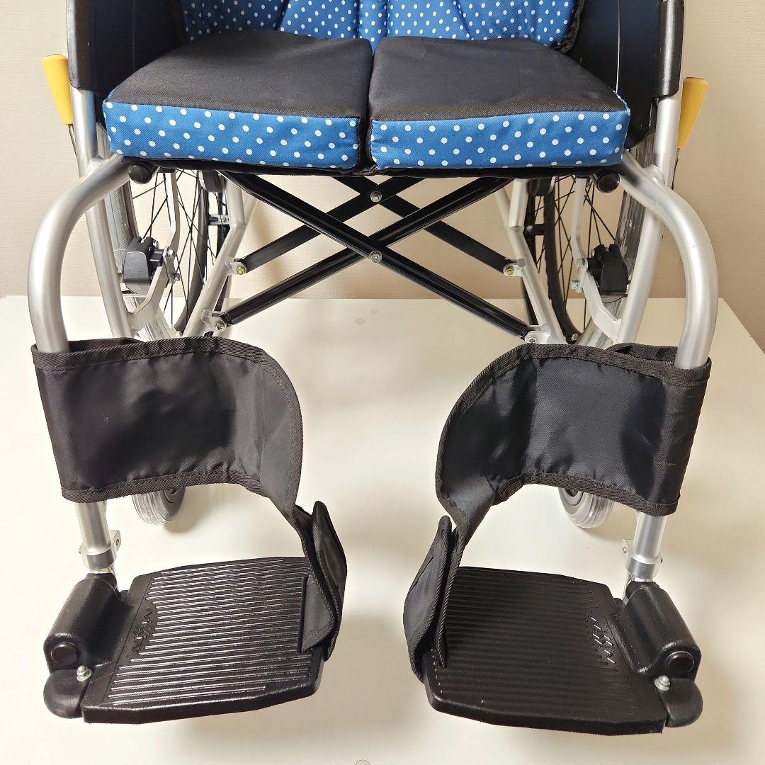 日進医療器　自走用　超軽量　ULTRA　ノーパンクタイヤ　車椅子　NA-U1