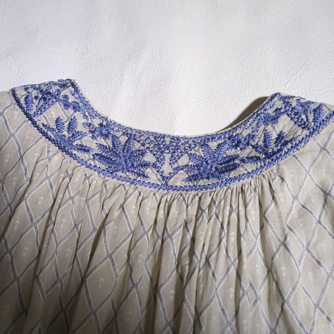 Pasand by ne Quittez pas 刺繍入りマキシドレス