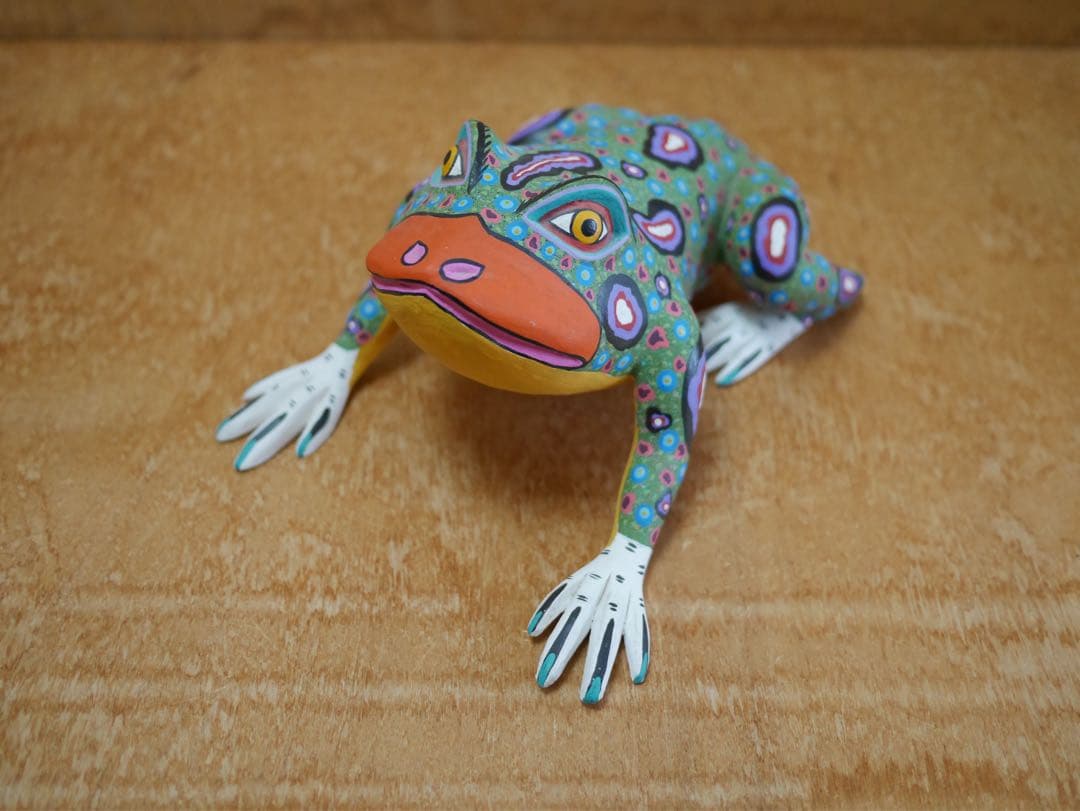 OAXACAN WOOD CARVING オアハカンウッドカービング　カエル大