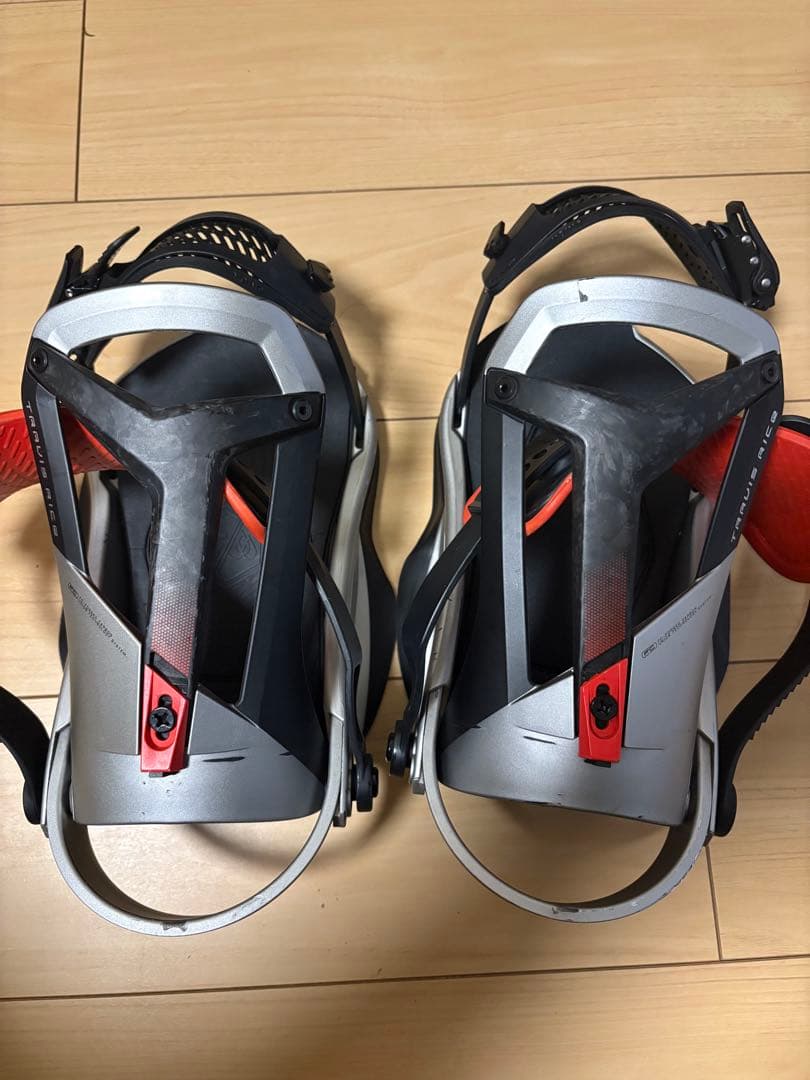 ＵＮＩＯＮ　ＦＡＬＣＯＲ　Ｌサイズ　２４-２５