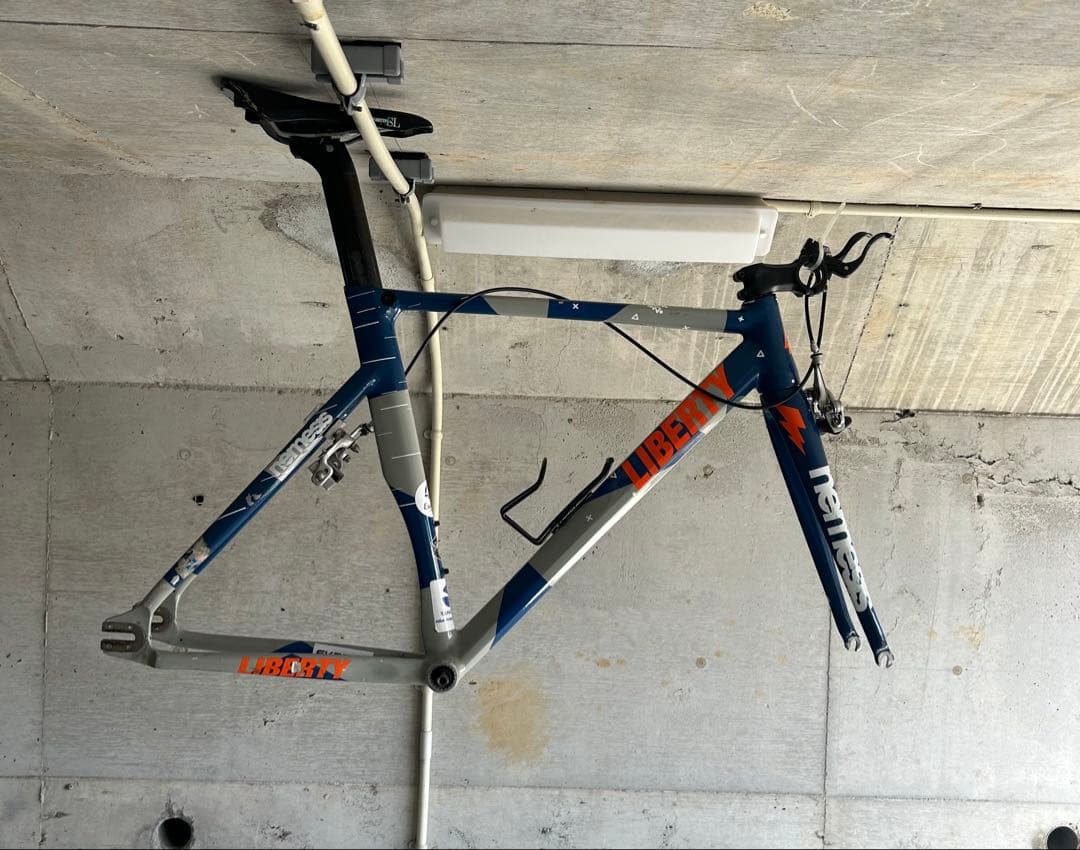 ピストバイク フレーム