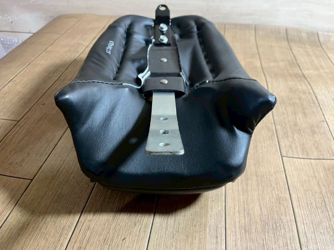 ハーレー ＸＬ８８３Ｎ ピリオンシート タンデムシート　パッセンジャーシート