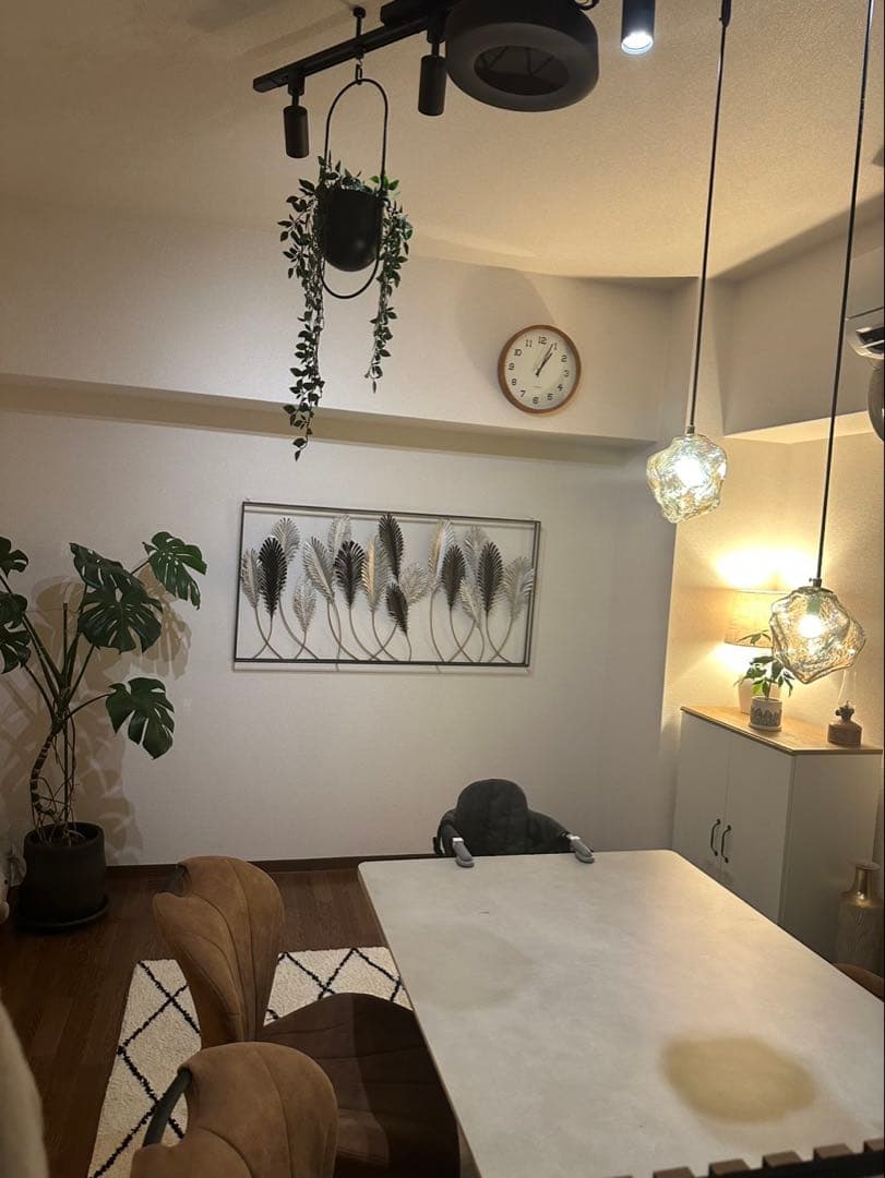 ダイニングテーブル