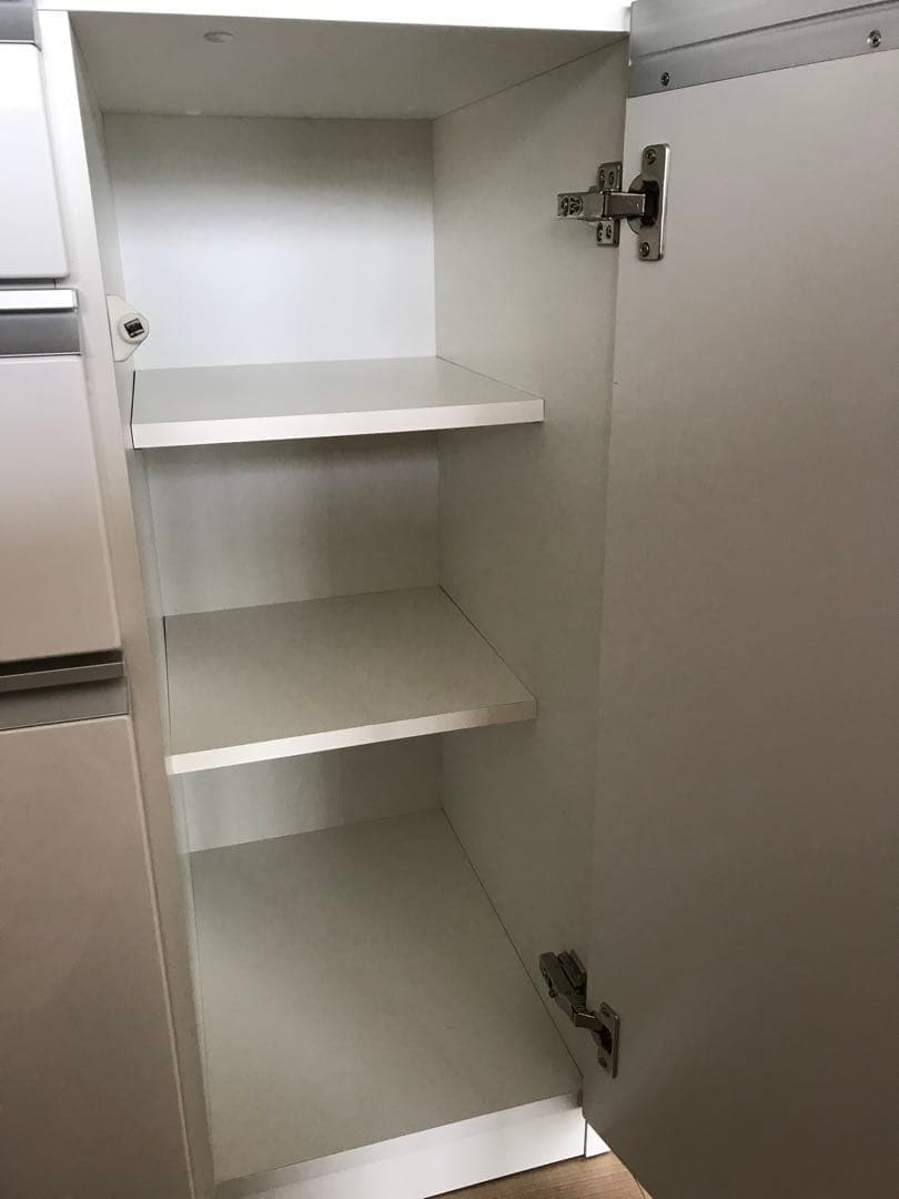 【pupupu※プロフィールご一読ください】 大塚家具　食器棚140cm幅