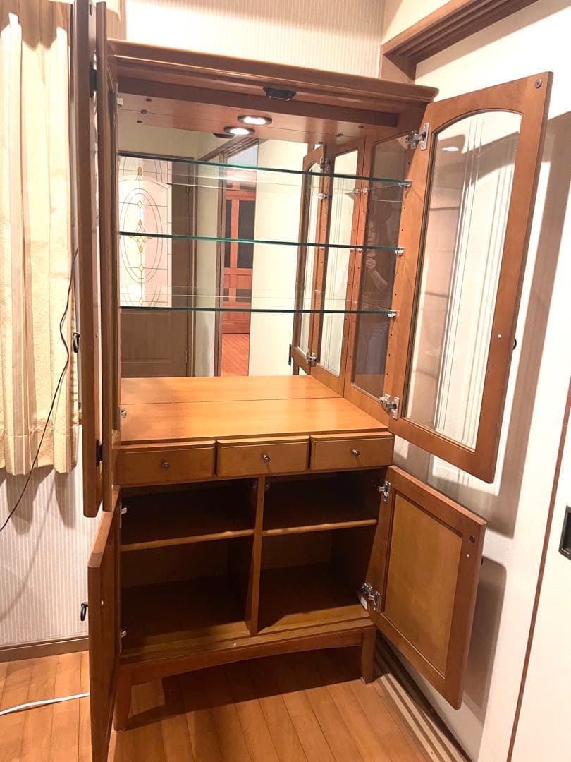 廃番希少冨士ファニチア 照明付き 飾り棚 ショーケース食器棚