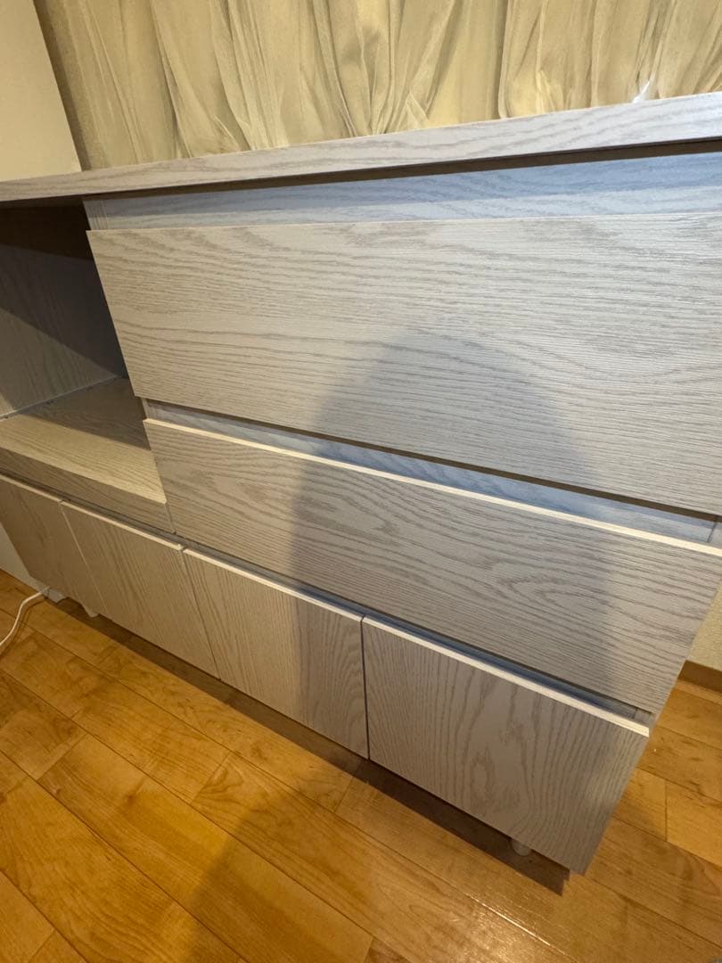 2/20で処分✨️ ほぼ新品 LOWYA ホワイトウォッシュ食器棚 レンジ台