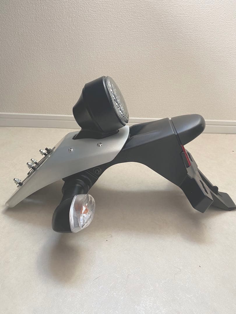 XSR900 リアフェンダー