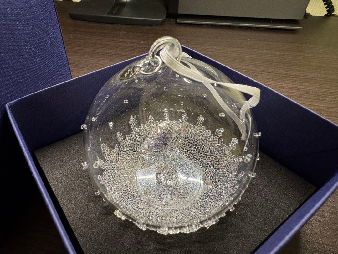 スワロフスキー クリスマスボール 2018